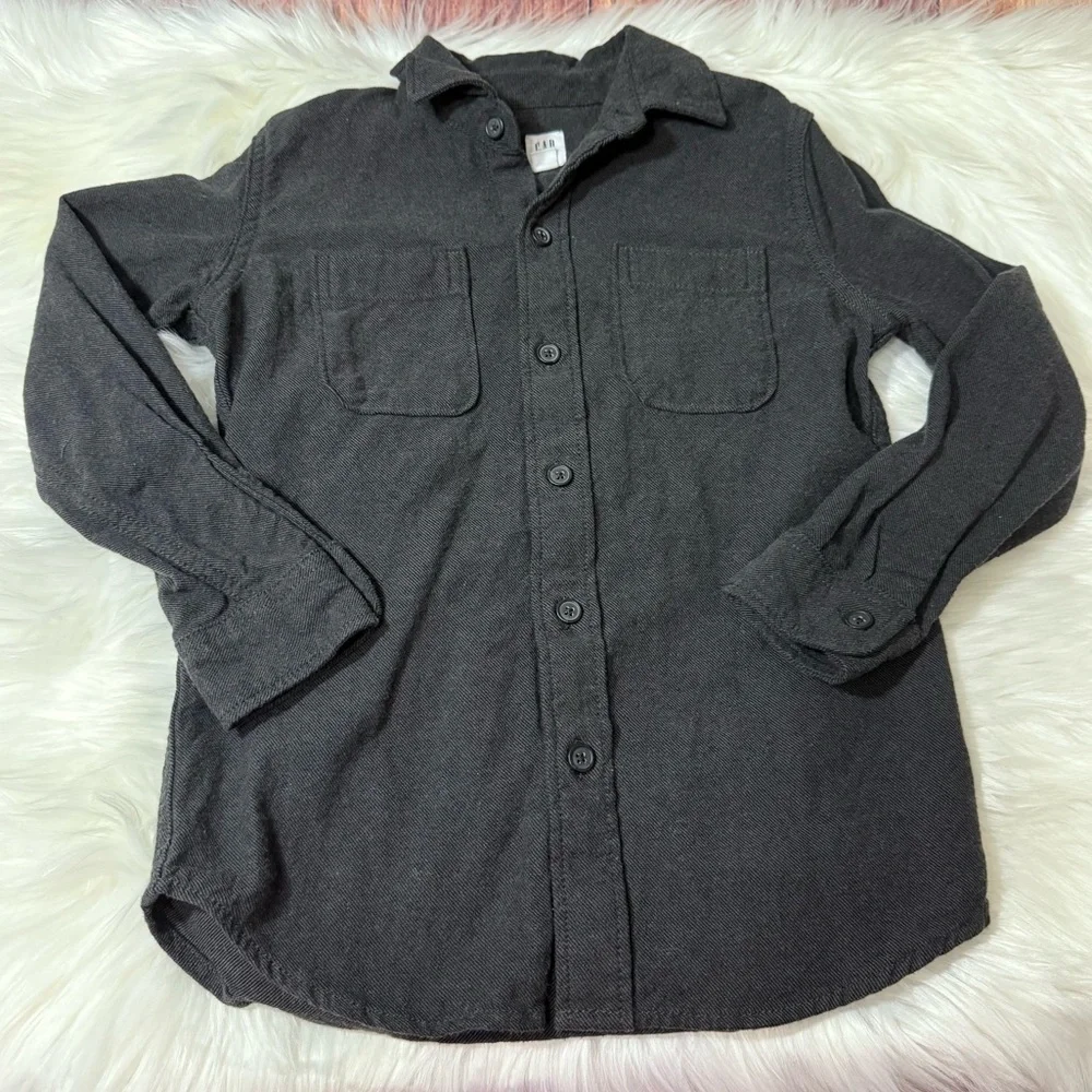 GAP Kids Size Small Black Button-Up Long Sleeve Shirt